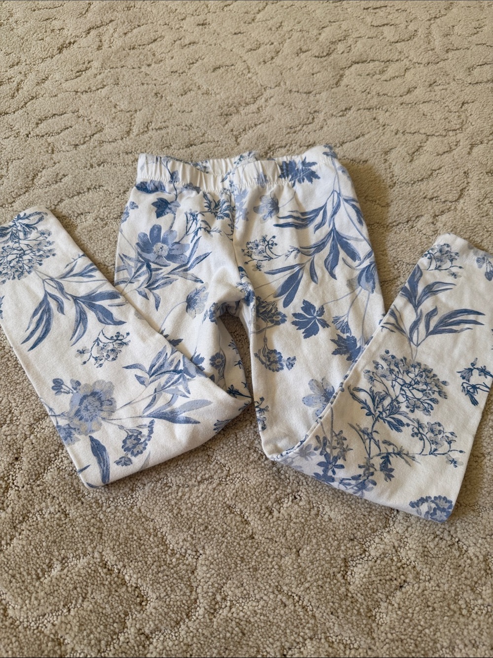 GAP White Leggings with Blue Floral Print